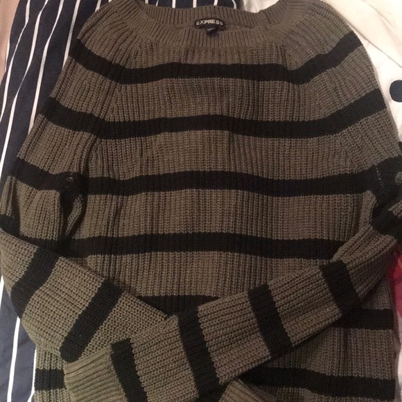 Sweater - Picture 1 of 1